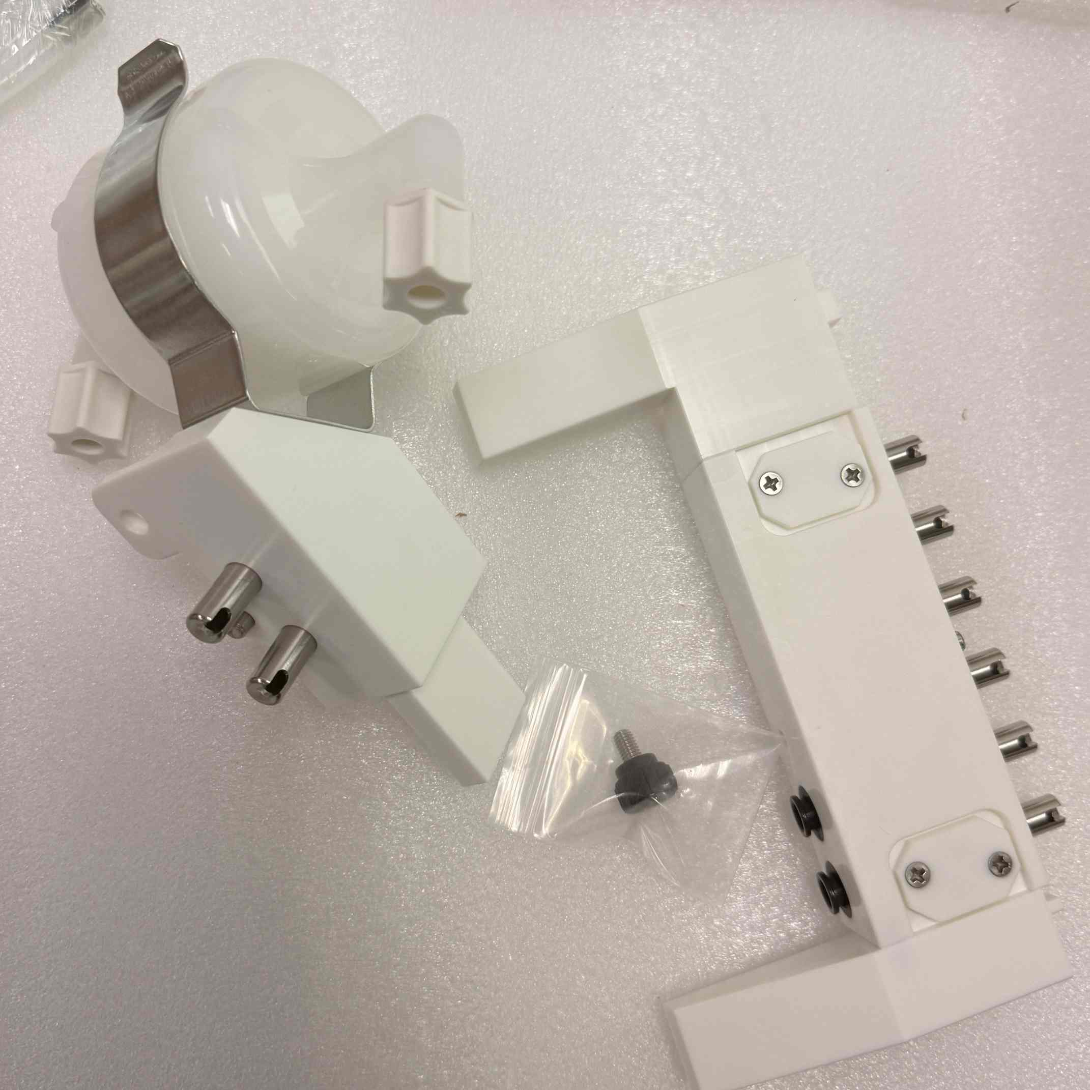 Domino EPT025259 Flush Kit 